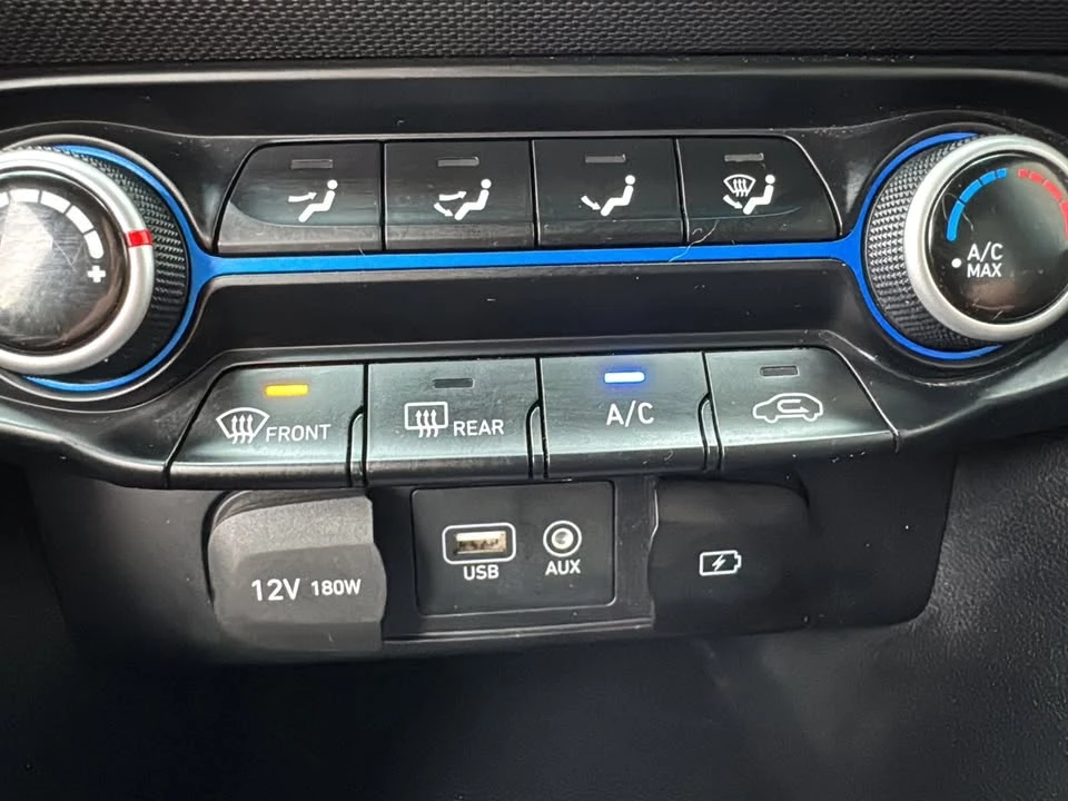 2019 Hyundai Veloster - Image 14 of 20