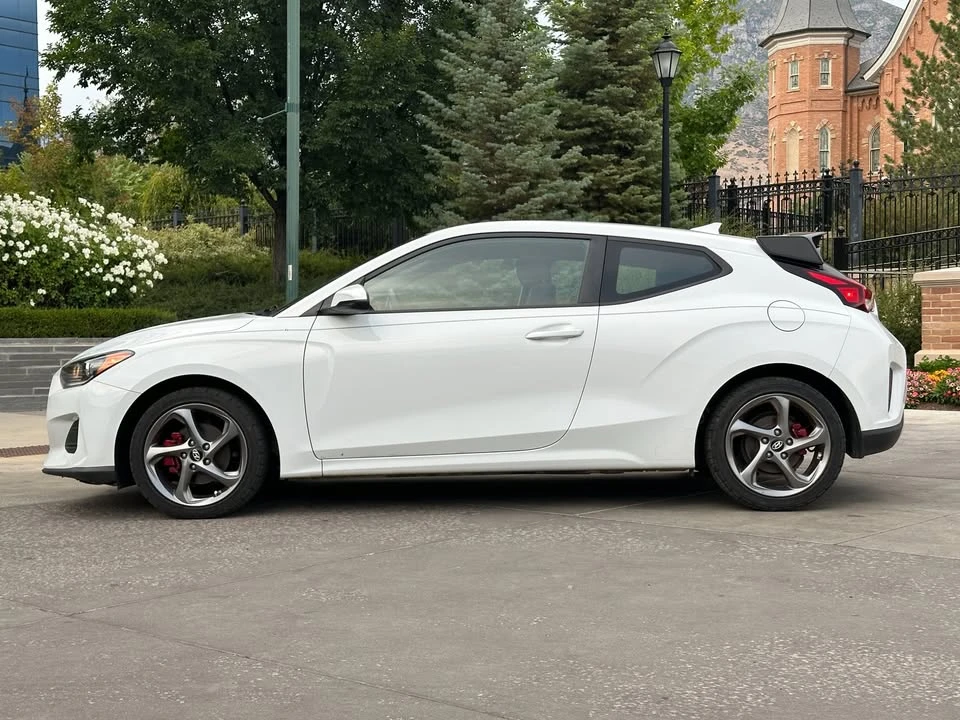 2019 Hyundai Veloster - Image 9 of 17
