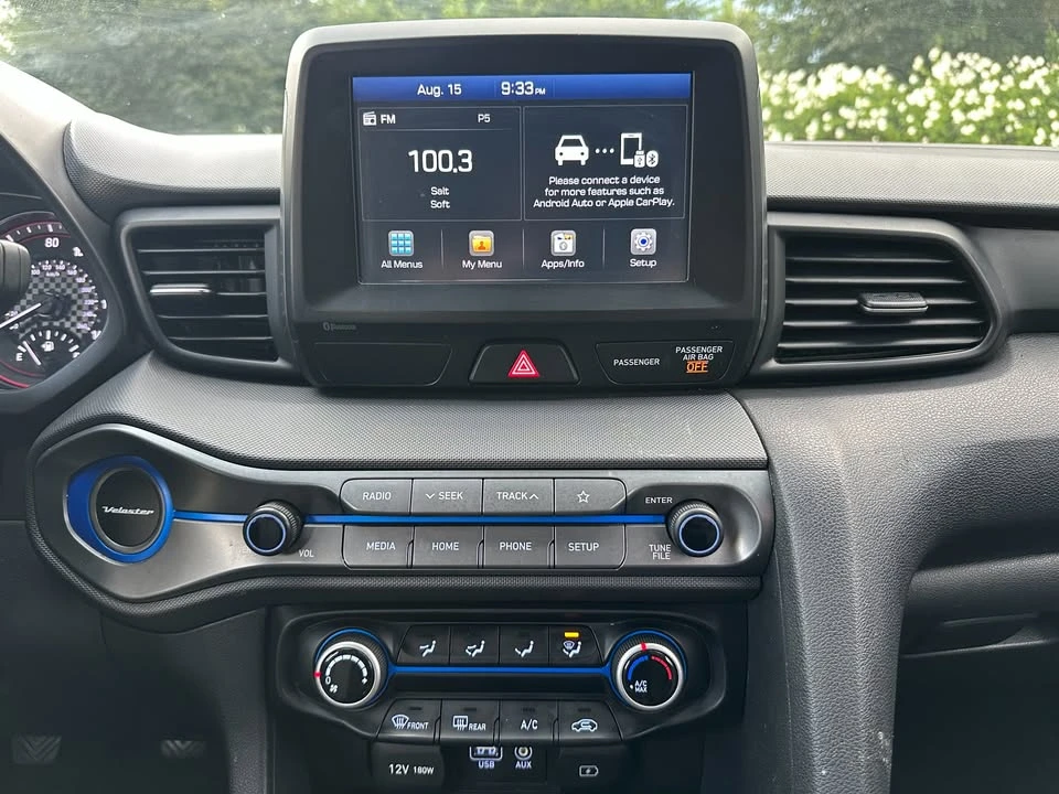 2019 Hyundai Veloster - Image 14 of 17