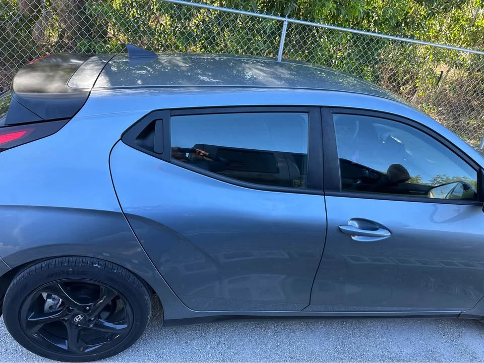 2019 Hyundai Veloster - Image 4 of 13