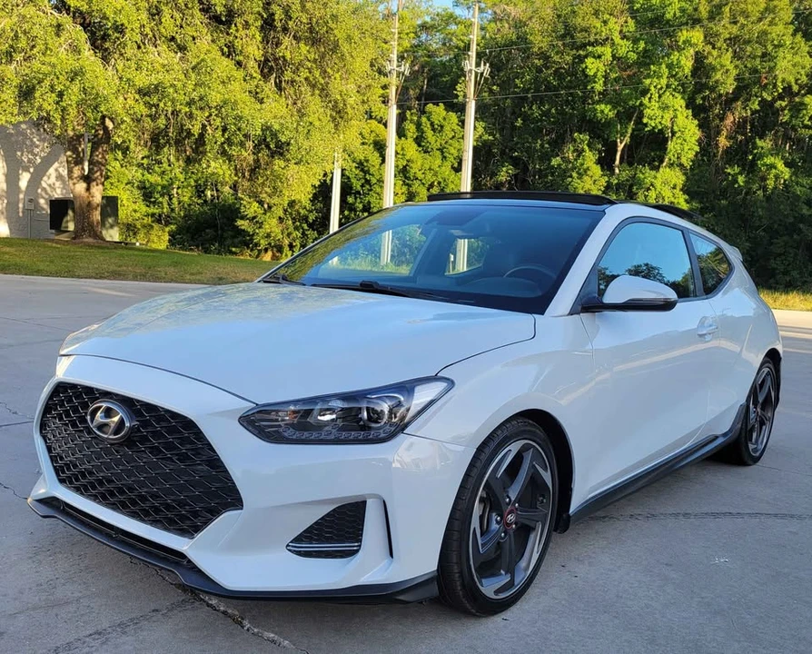 2019 Hyundai Veloster - Image 3 of 15