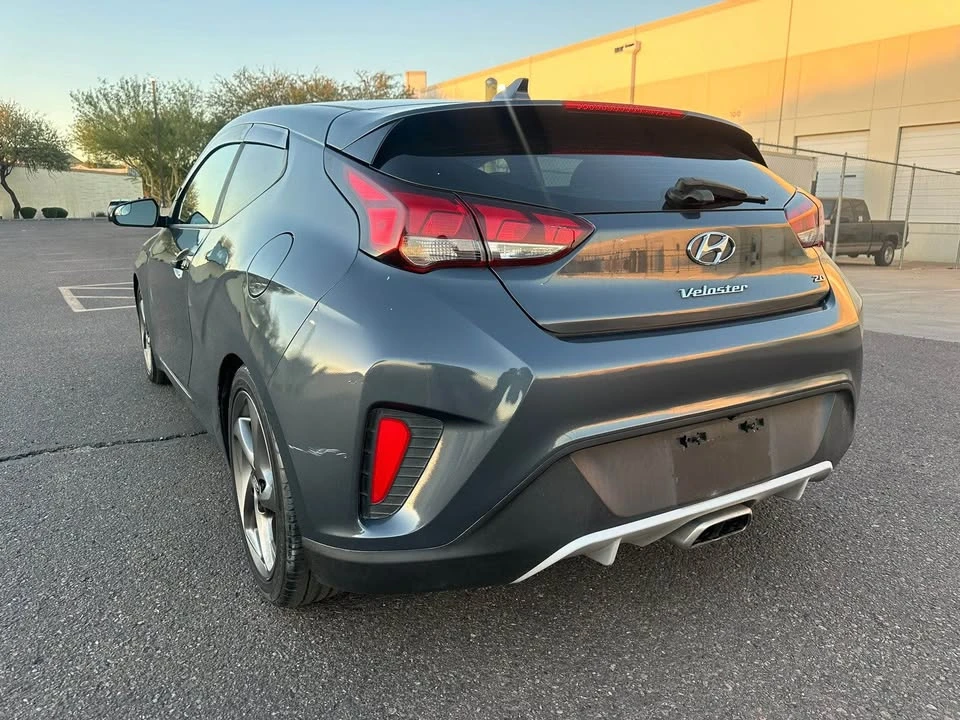 2019 Hyundai Veloster - Image 4 of 11