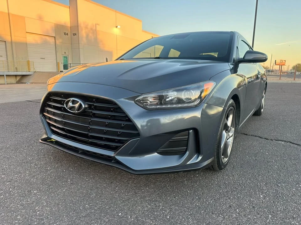 2019 Hyundai Veloster - Image 2 of 11