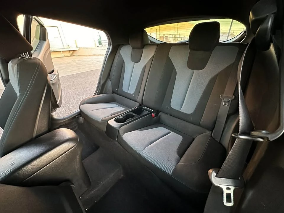 2019 Hyundai Veloster - Image 10 of 11
