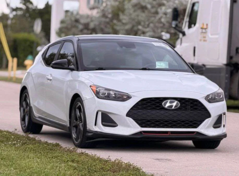 2019 Hyundai Veloster - Image 13 of 14
