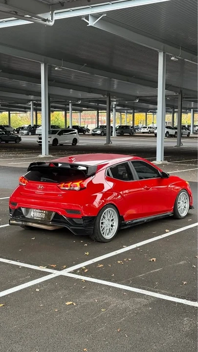 2019 Hyundai Veloster N - Image 8 of 13