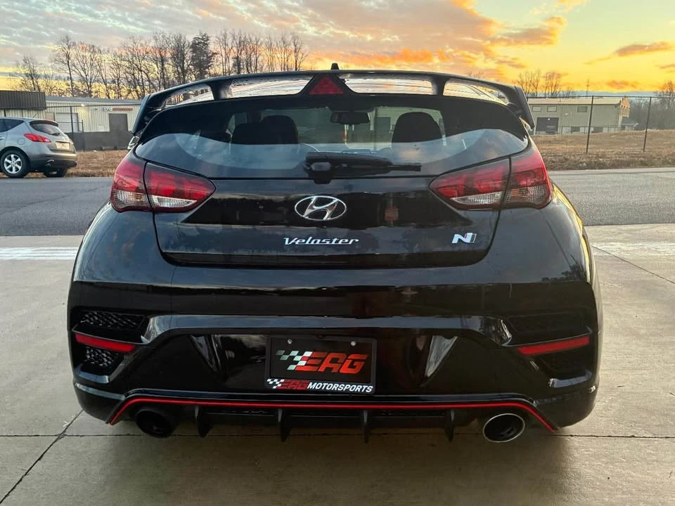 2019 Hyundai Veloster N - Image 4 of 10