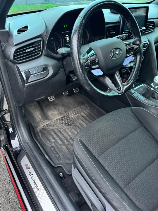 2019 Hyundai Veloster N - Image 8 of 20