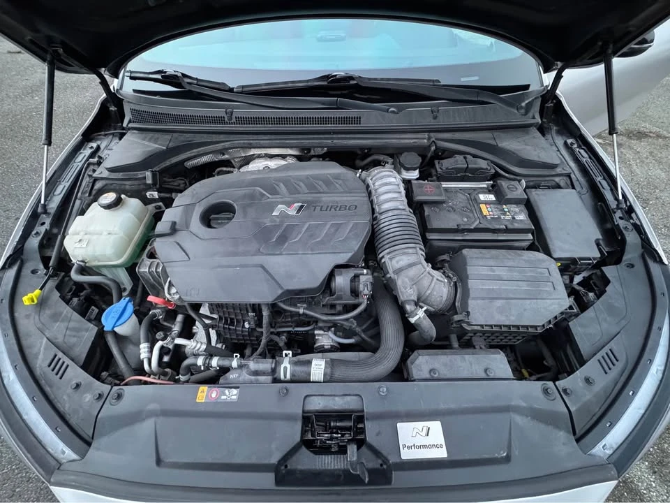 2019 Hyundai Veloster N - Image 16 of 20