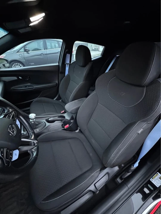 2019 Hyundai Veloster N - Image 15 of 20
