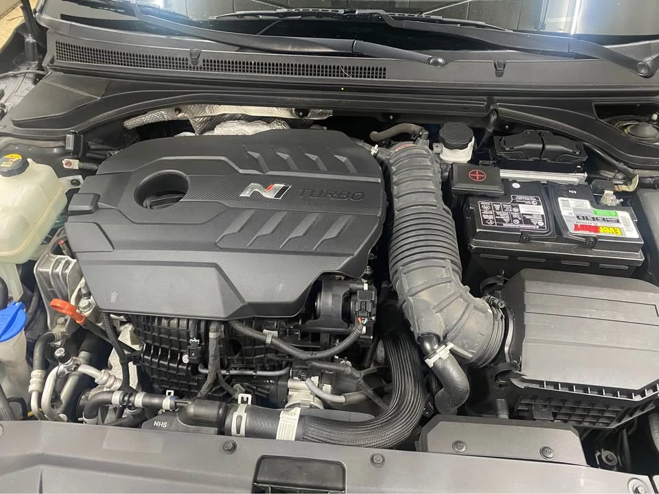2019 Hyundai Veloster N - Image 6 of 7