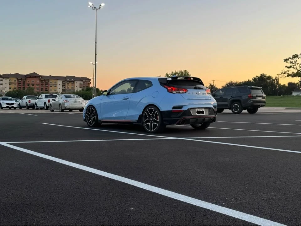 2019 Hyundai Veloster N - Image 2 of 2