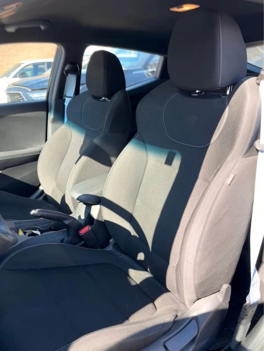 2019 Hyundai Veloster N - Image 5 of 8