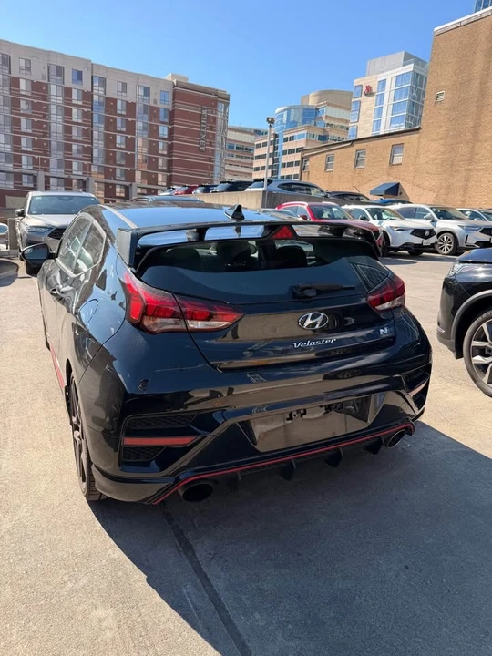 2019 Hyundai Veloster N - Image 4 of 8