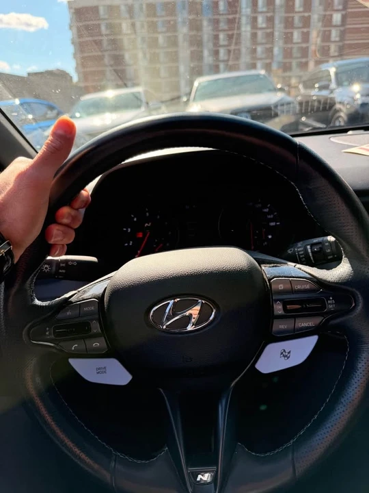 2019 Hyundai Veloster N - Image 6 of 8