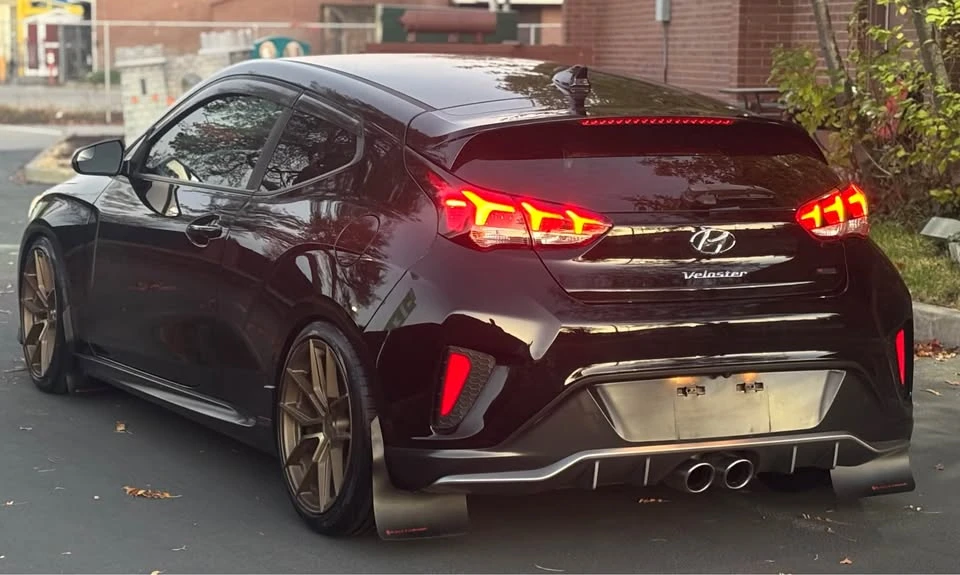 2019 Hyundai Veloster - Image 6 of 11