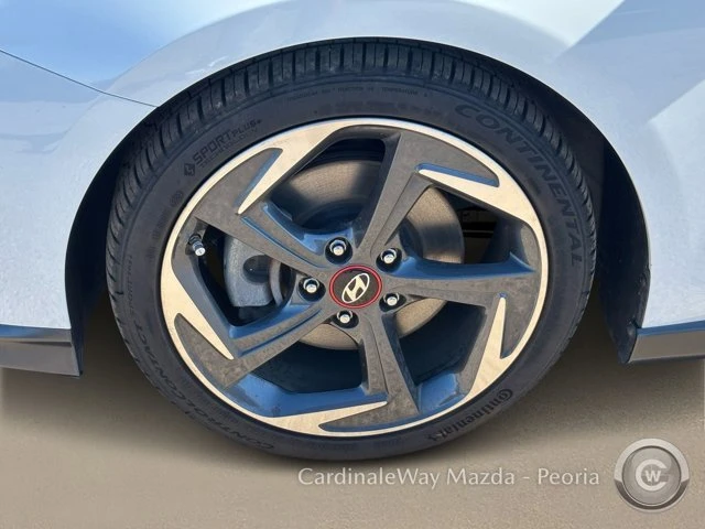 2019 Hyundai Veloster - Image 8 of 19