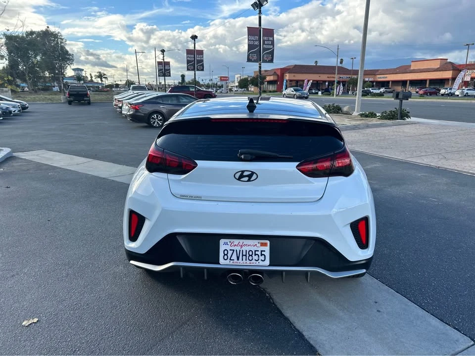 2019 Hyundai Veloster - Image 6 of 10