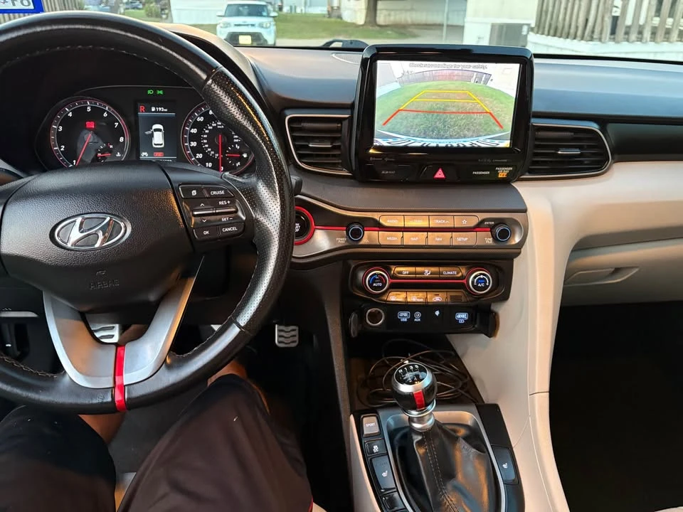 2019 Hyundai Veloster - Image 15 of 15