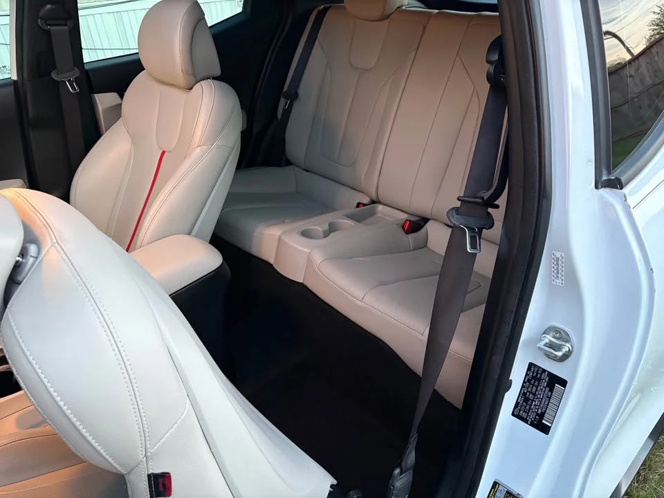 2019 Hyundai Veloster - Image 9 of 15
