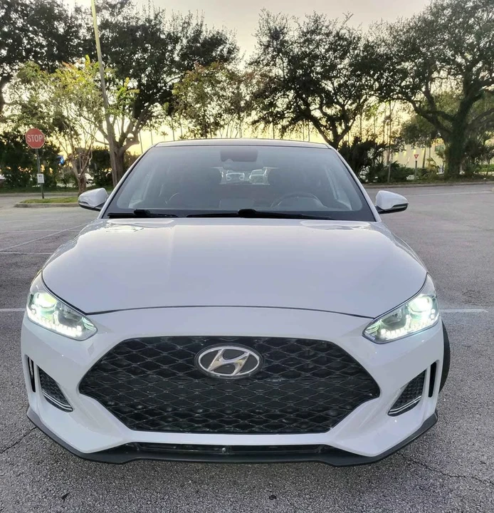 2019 Hyundai Veloster - Image 3 of 15