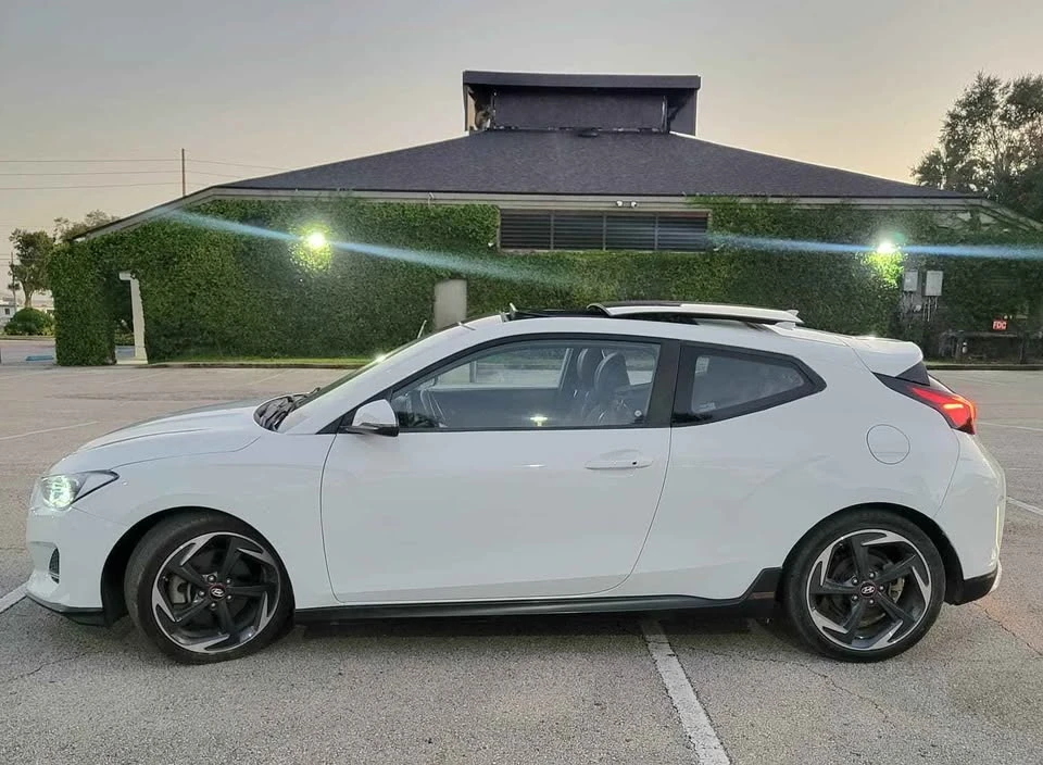 2019 Hyundai Veloster - Image 5 of 15
