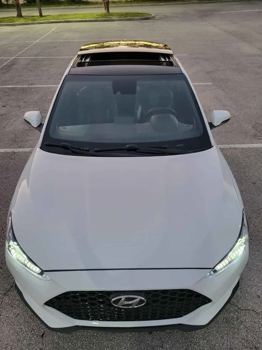 2019 Hyundai Veloster - Image 15 of 15
