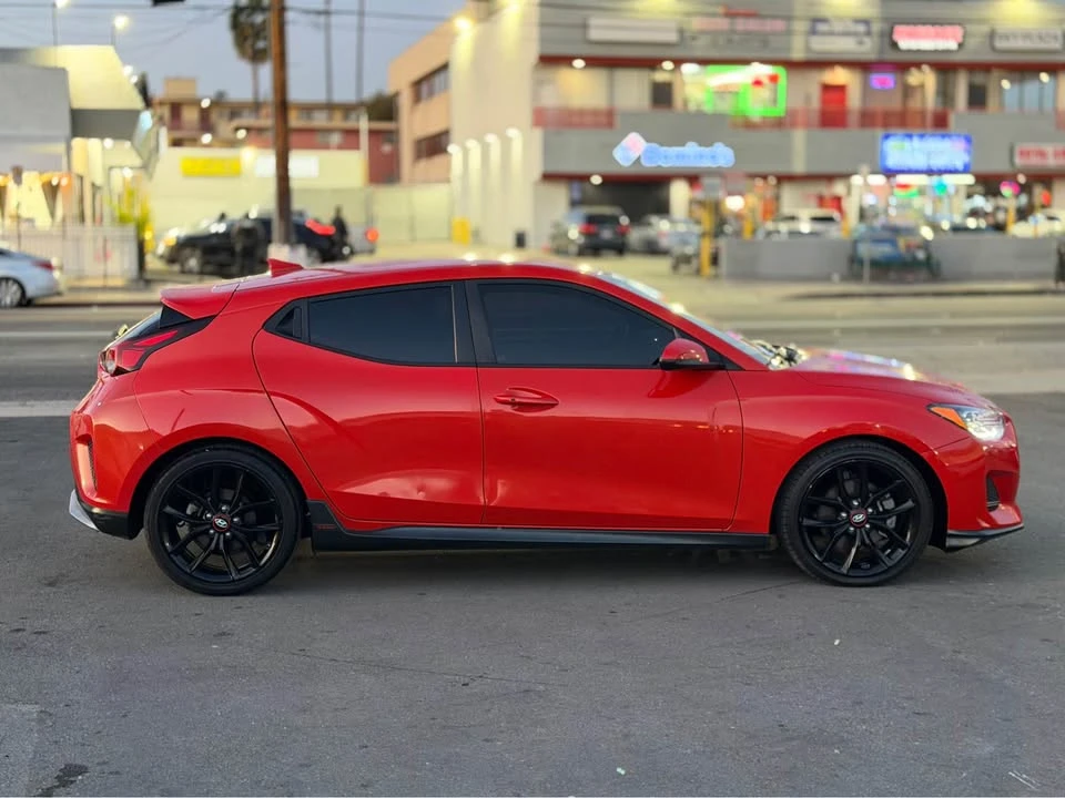 2019 Hyundai Veloster - Image 9 of 20