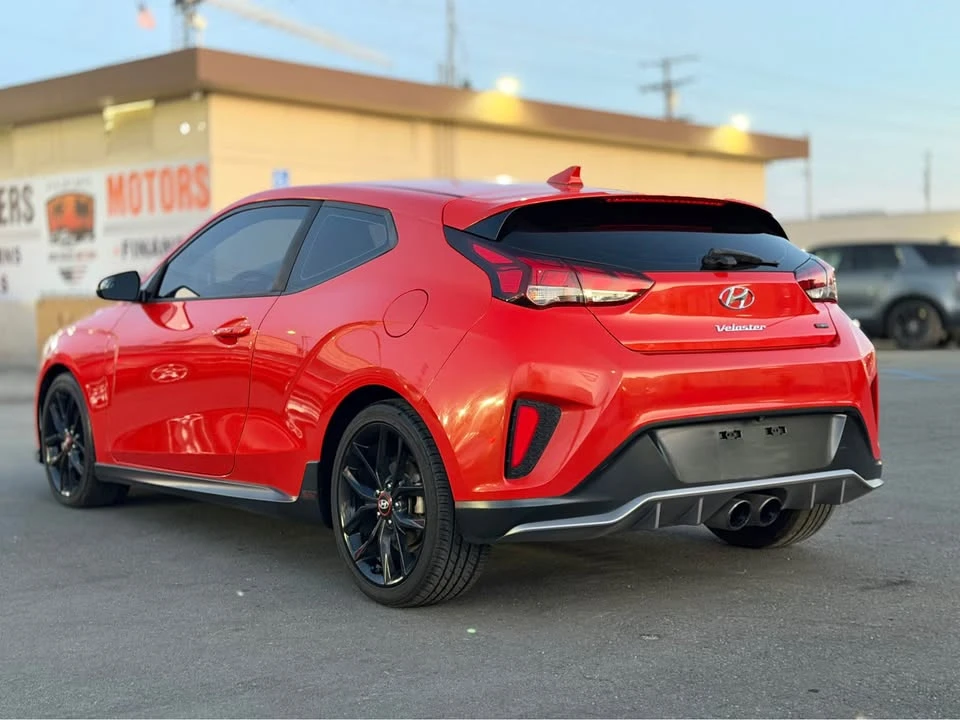 2019 Hyundai Veloster - Image 6 of 20