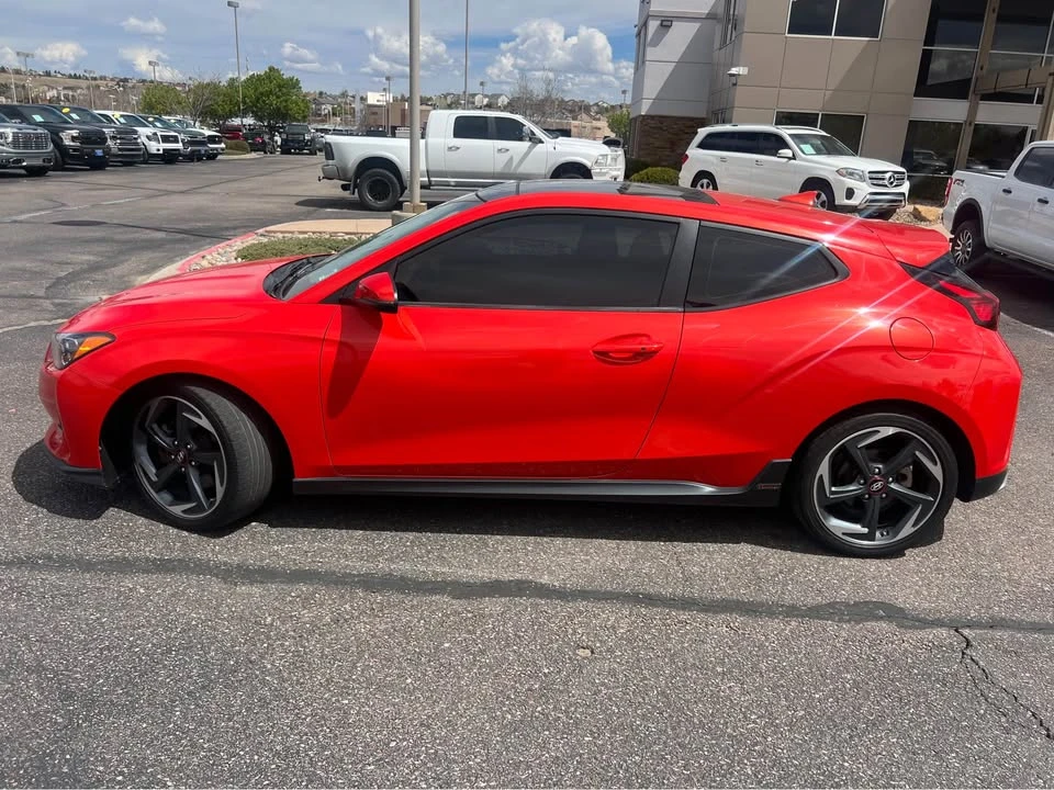 2019 Hyundai Veloster - Image 8 of 16