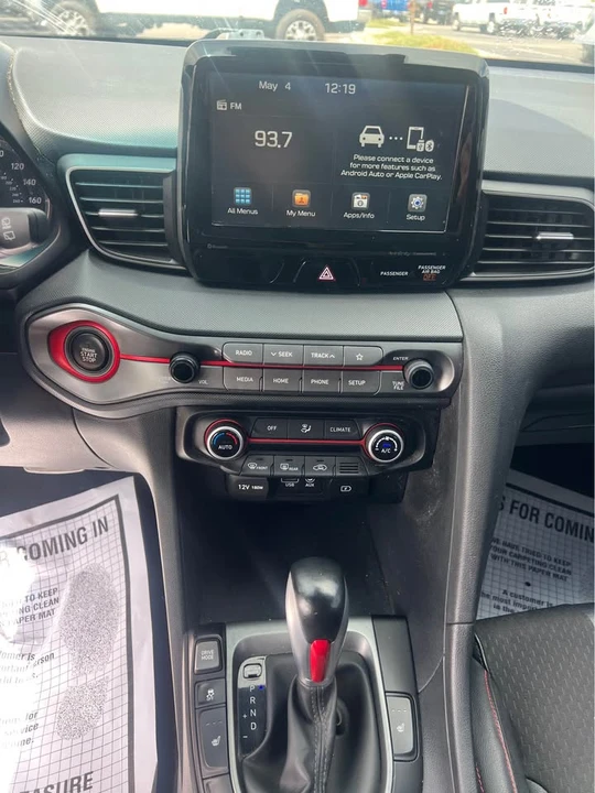 2019 Hyundai Veloster - Image 12 of 16