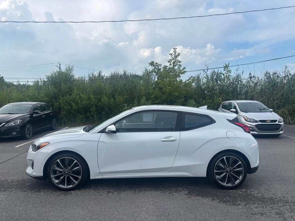 2019 Hyundai Veloster - Image 8 of 10