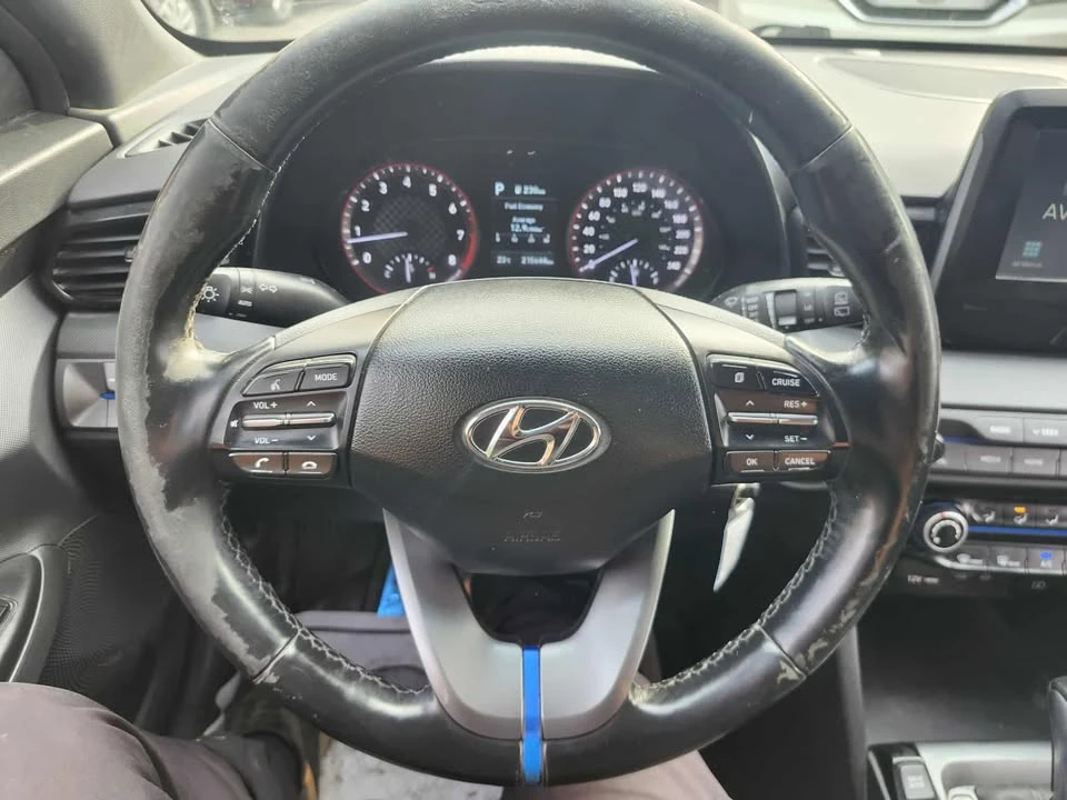 2019 Hyundai Veloster - Image 10 of 19