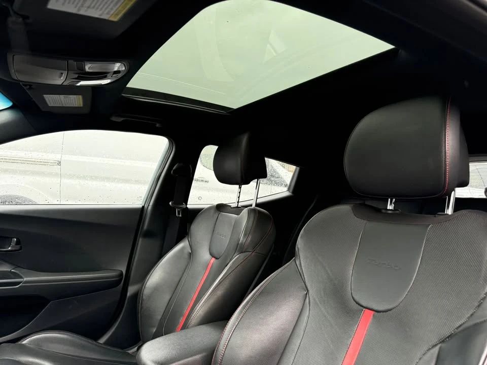 2019 Hyundai Veloster - Image 9 of 9