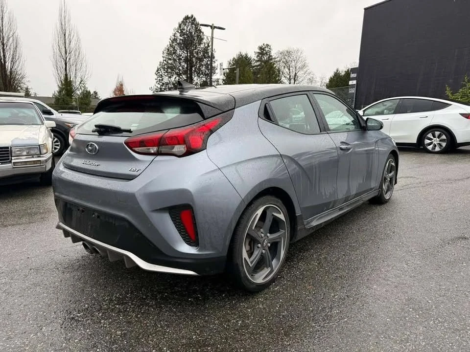 2019 Hyundai Veloster - Image 4 of 8
