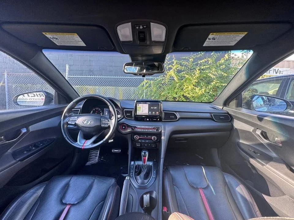 2019 Hyundai Veloster - Image 17 of 17