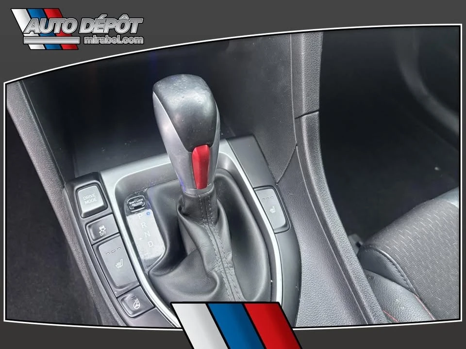 2019 Hyundai Veloster - Image 11 of 18