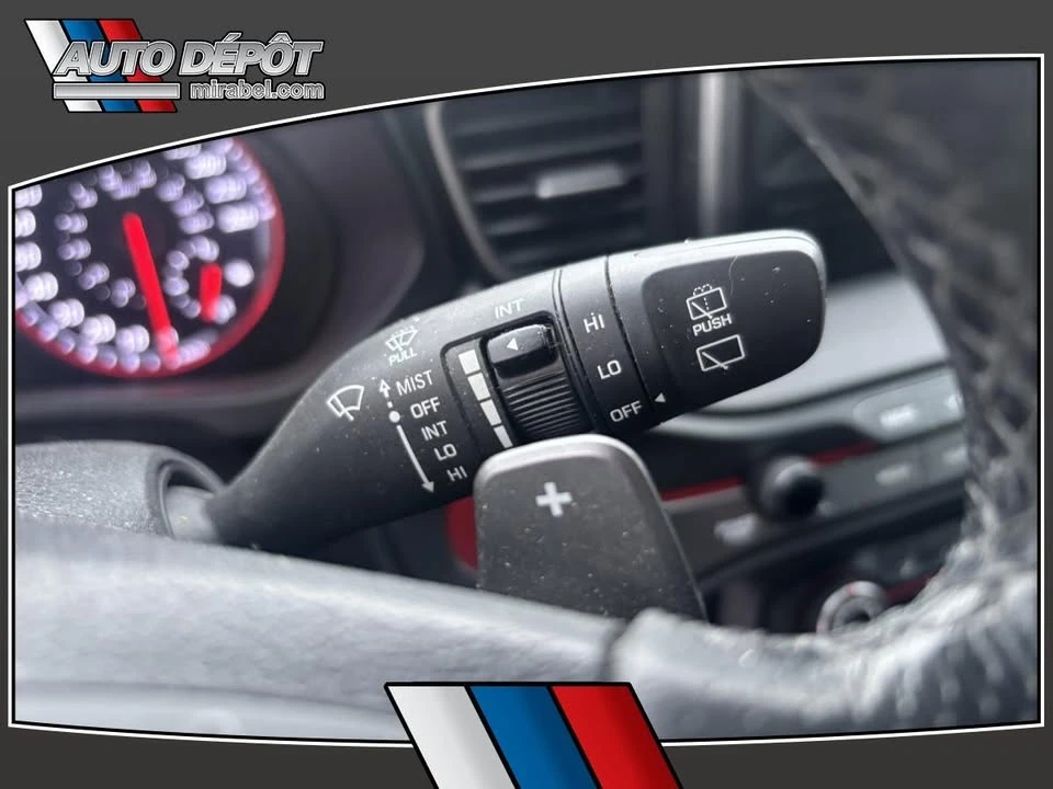 2019 Hyundai Veloster - Image 16 of 18