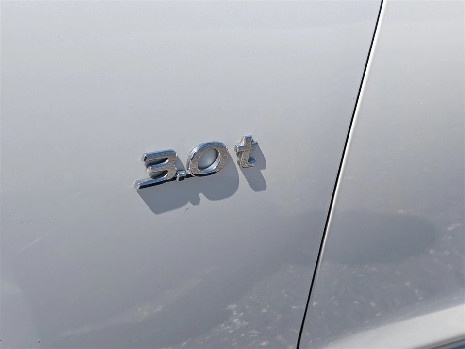 2019 Infiniti Q50 - Image 10 of 21