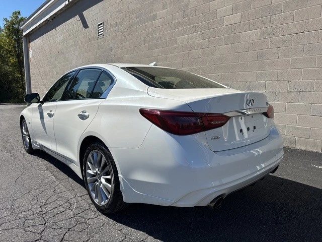 2019 Infiniti Q50 - Image 10 of 12
