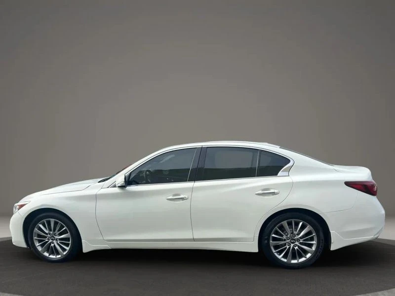 2019 Infiniti Q50 - Image 8 of 12