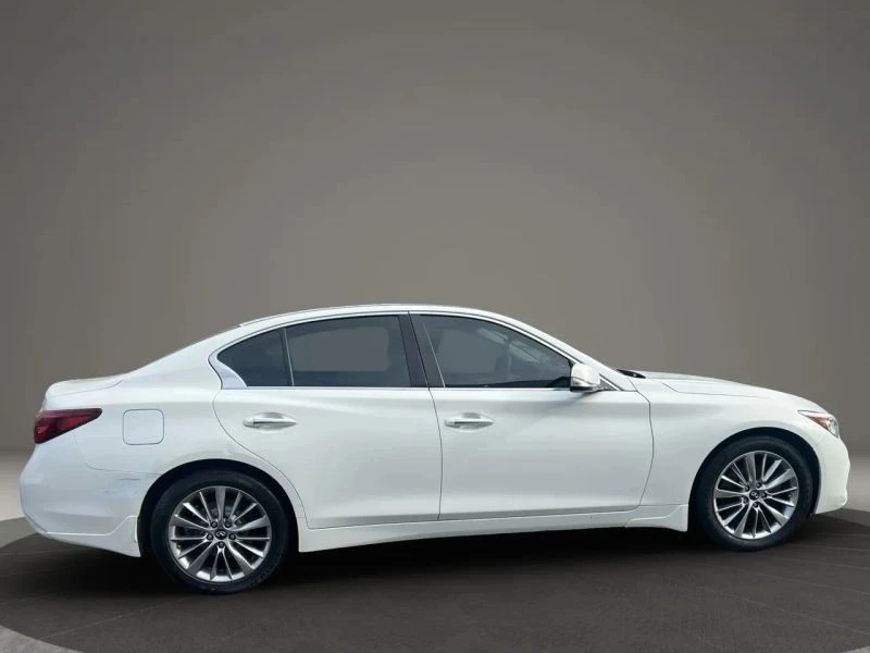 2019 Infiniti Q50 - Image 4 of 12