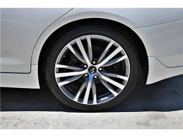2019 Infiniti Q50 - Image 10 of 19