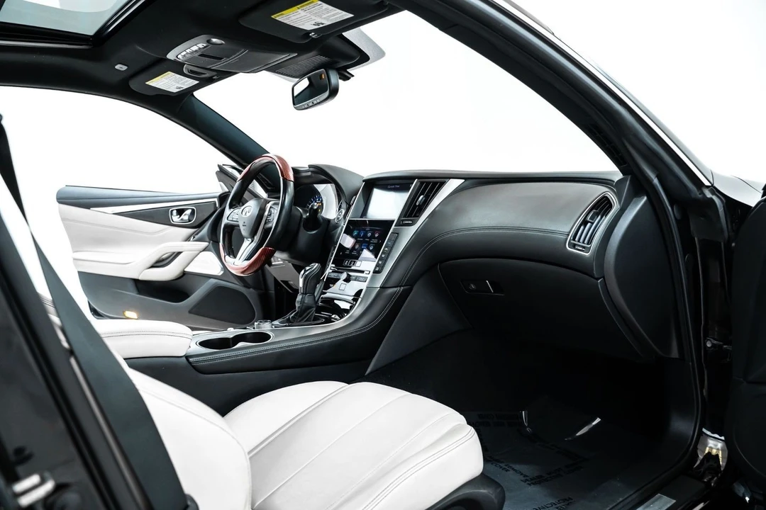 2019 Infiniti Q60 - Image 21 of 31