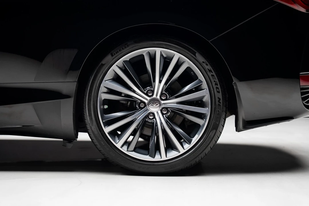 2019 Infiniti Q60 - Image 21 of 31