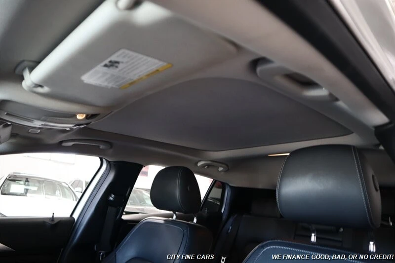 2019 Infiniti QX30 - Image 23 of 31