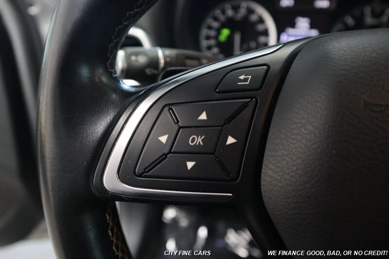 2019 Infiniti QX30 - Image 15 of 31