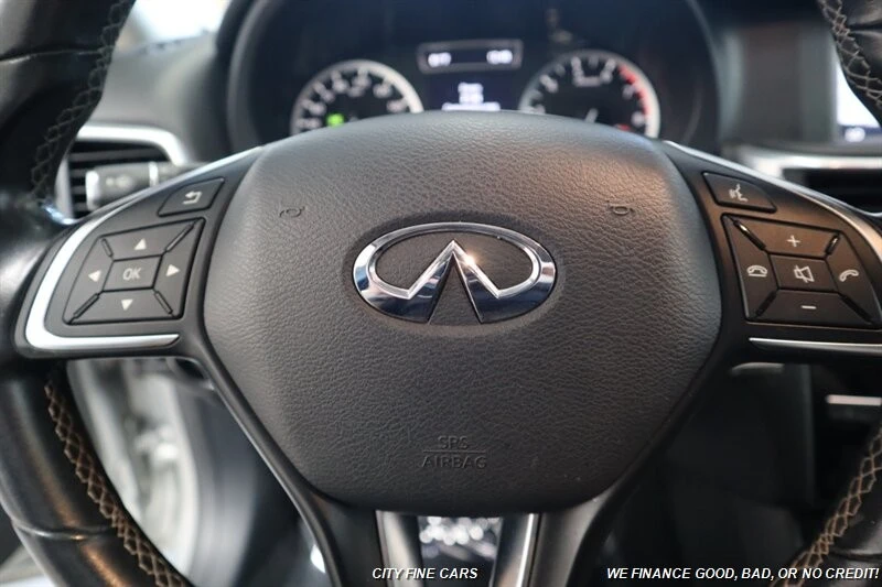 2019 Infiniti QX30 - Image 16 of 31