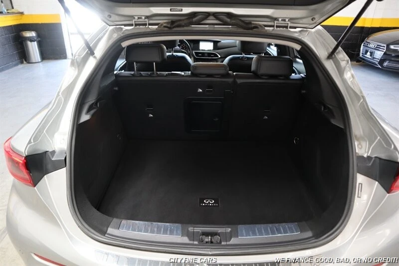 2019 Infiniti QX30 - Image 26 of 31