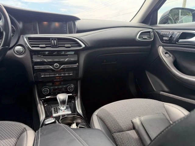 2019 Infiniti QX30 - Image 23 of 31